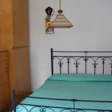 Apartament Eoliana Malfa (Salina)